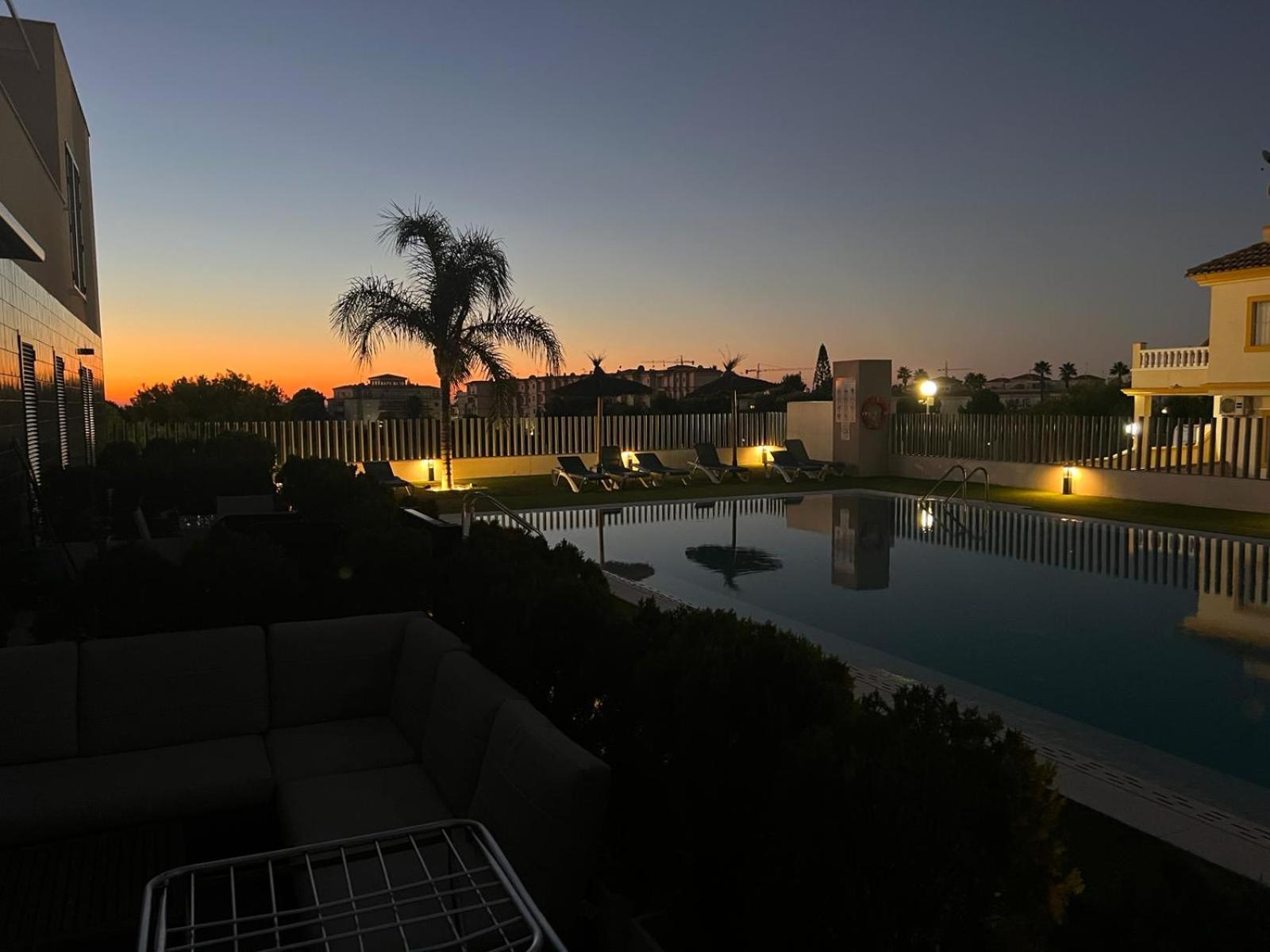 Palmview Poolside Heaven In Turquesa Del Mar Apartment Orihuela Exterior photo